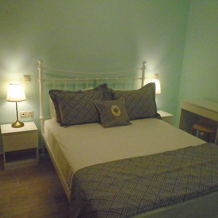 Kalligoni Socrates Family Apartments מראה חיצוני תמונה